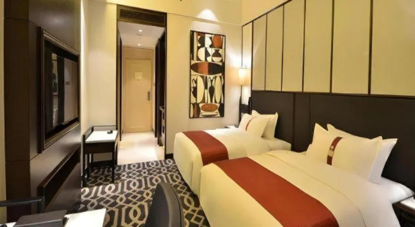 Bed in Holiday Inn Guangzhou Airport Zone By IHG