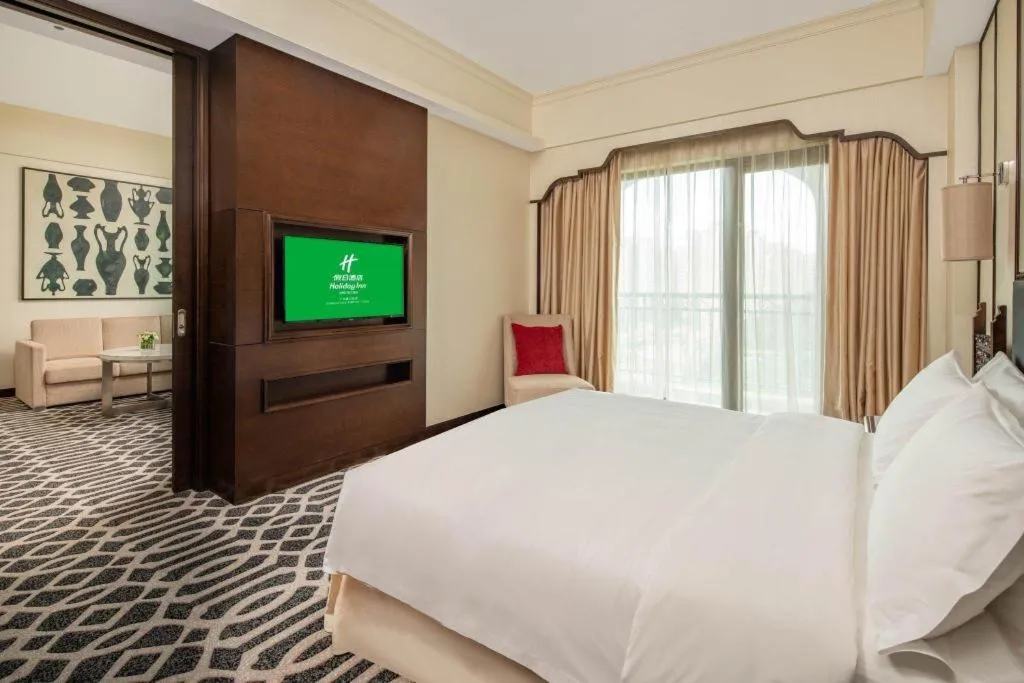 Bed in Holiday Inn Guangzhou Airport Zone By IHG