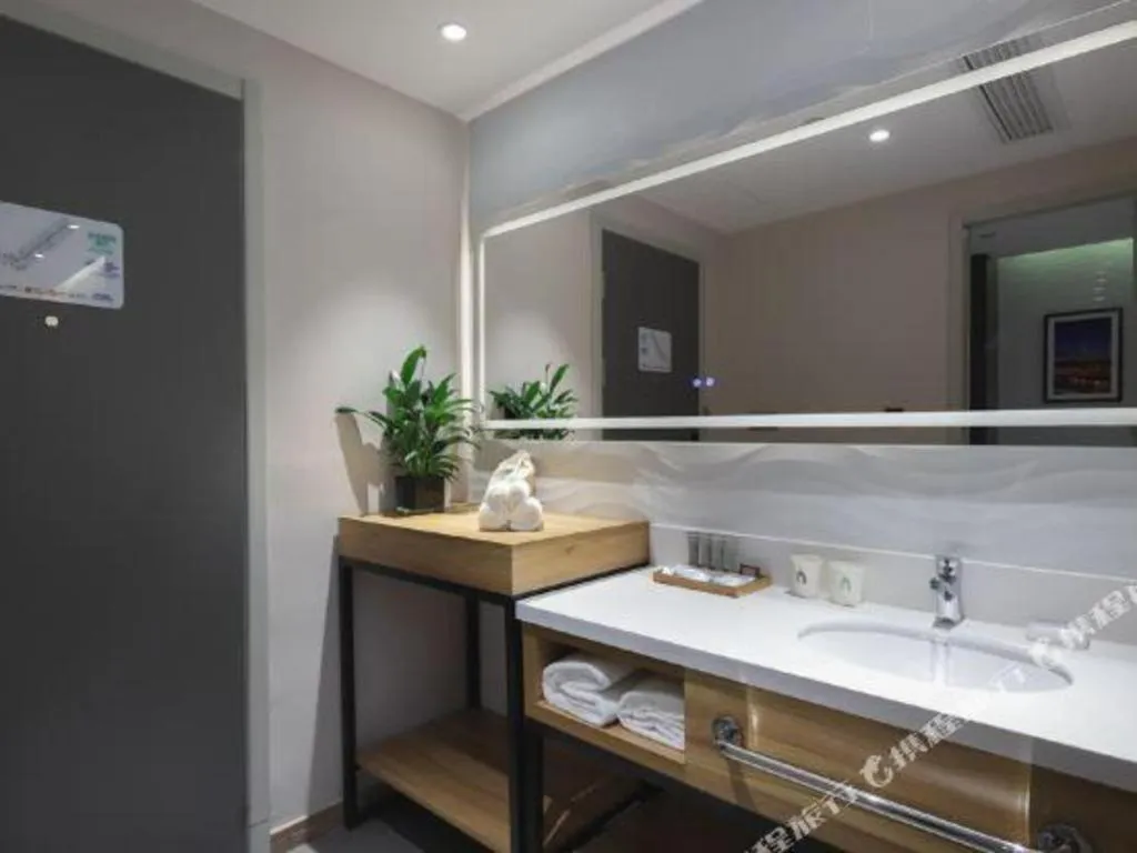 Campanile Hotel Huaibei Yuxi