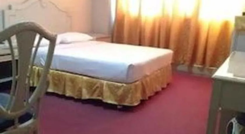 Bed in Cebu Northwinds Hotel