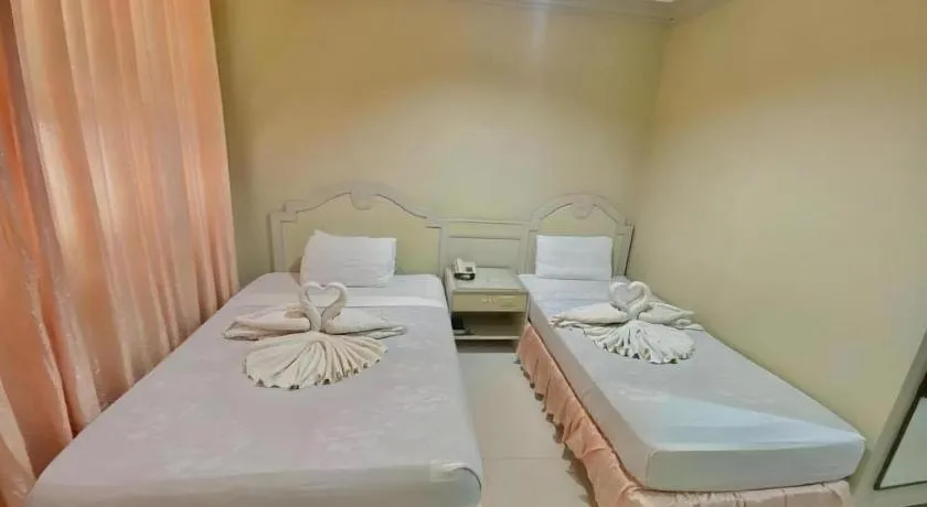 Bed in Cebu Northwinds Hotel