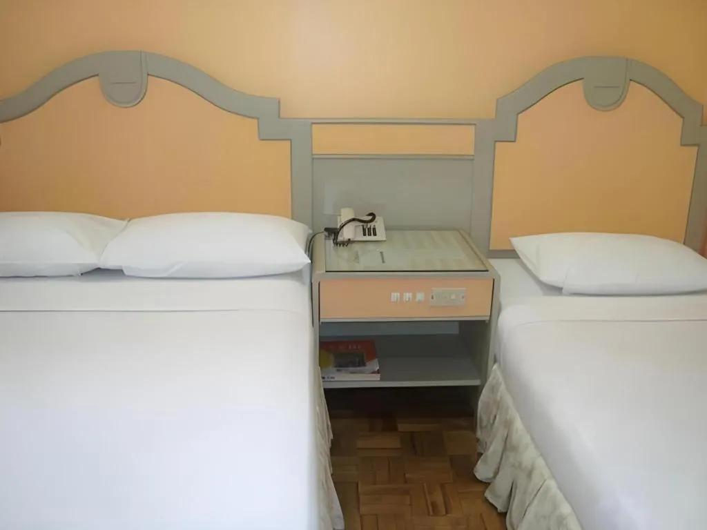 Bed in Cebu Northwinds Hotel