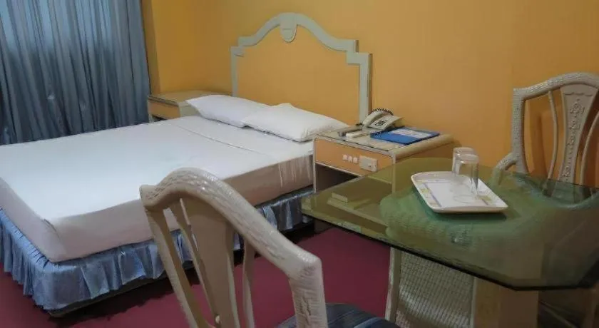 Bed in Cebu Northwinds Hotel