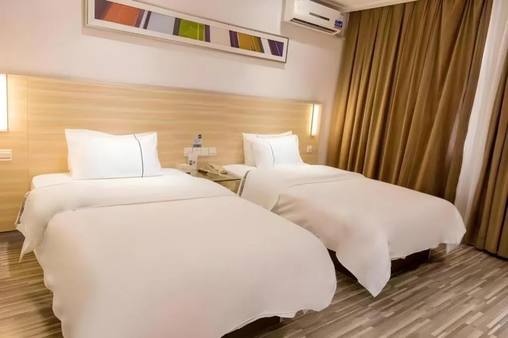 Bed in City Comfort Inn Foshan Shunde Leliu
