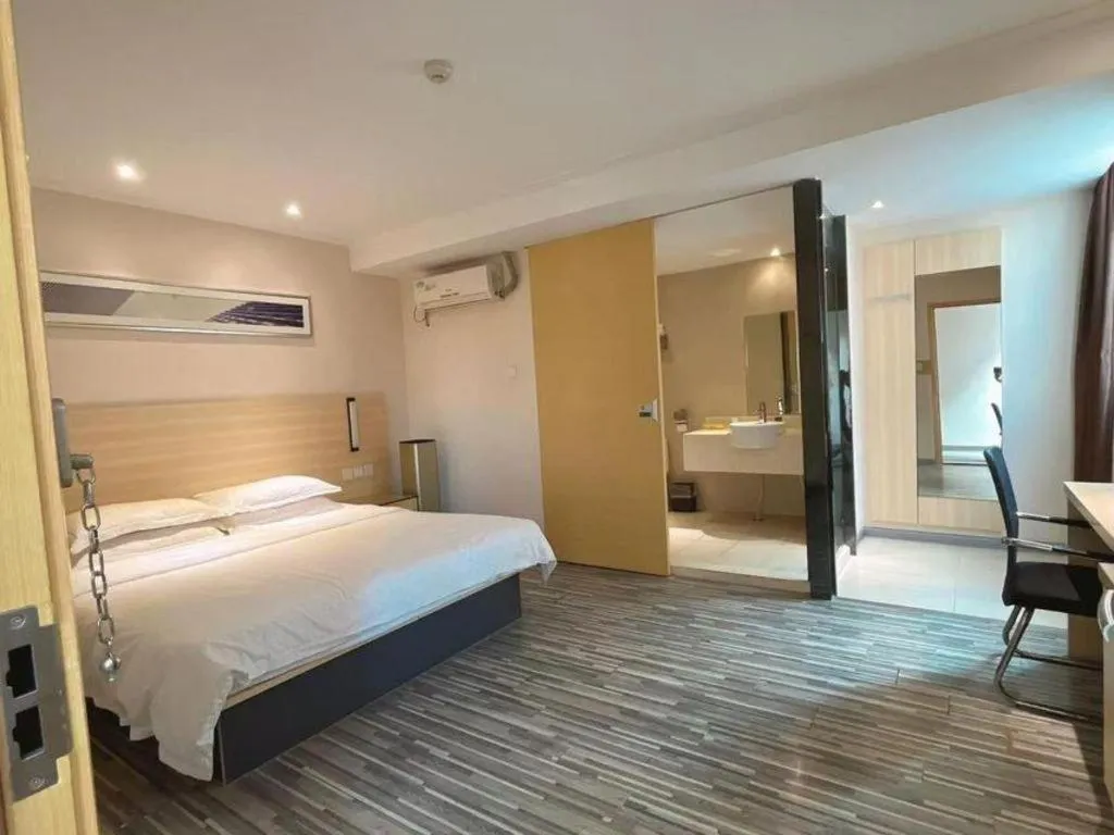 Bed in City Comfort Inn Foshan Shunde Leliu