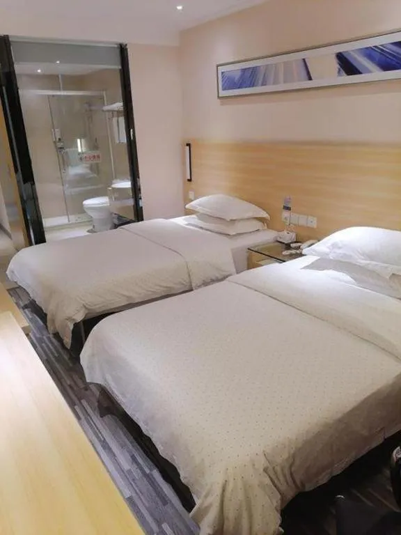 Bed in City Comfort Inn Foshan Shunde Leliu