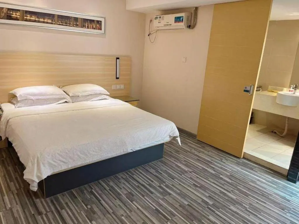 Bed in City Comfort Inn Foshan Shunde Leliu