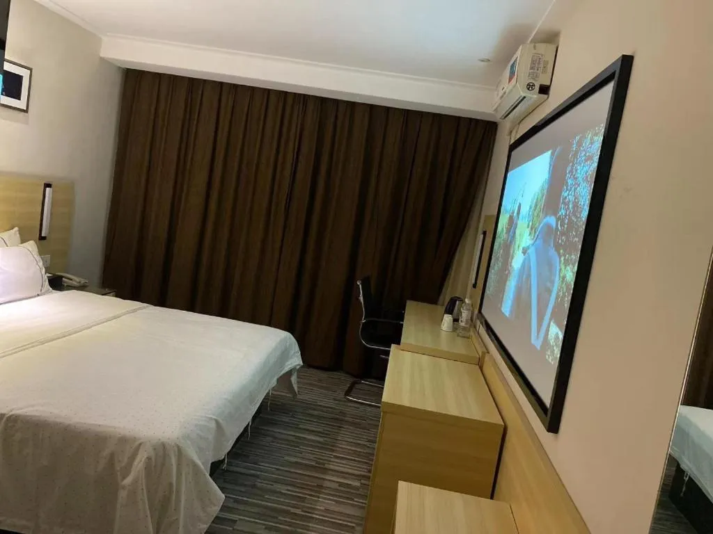 Bed in City Comfort Inn Foshan Shunde Leliu