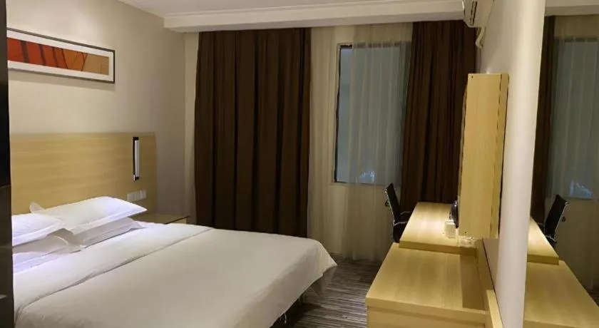 Bed in City Comfort Inn Foshan Shunde Leliu