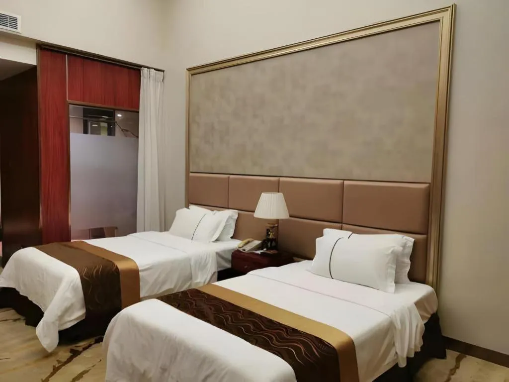 Bed in Shenzhen Bao Yue Hotel