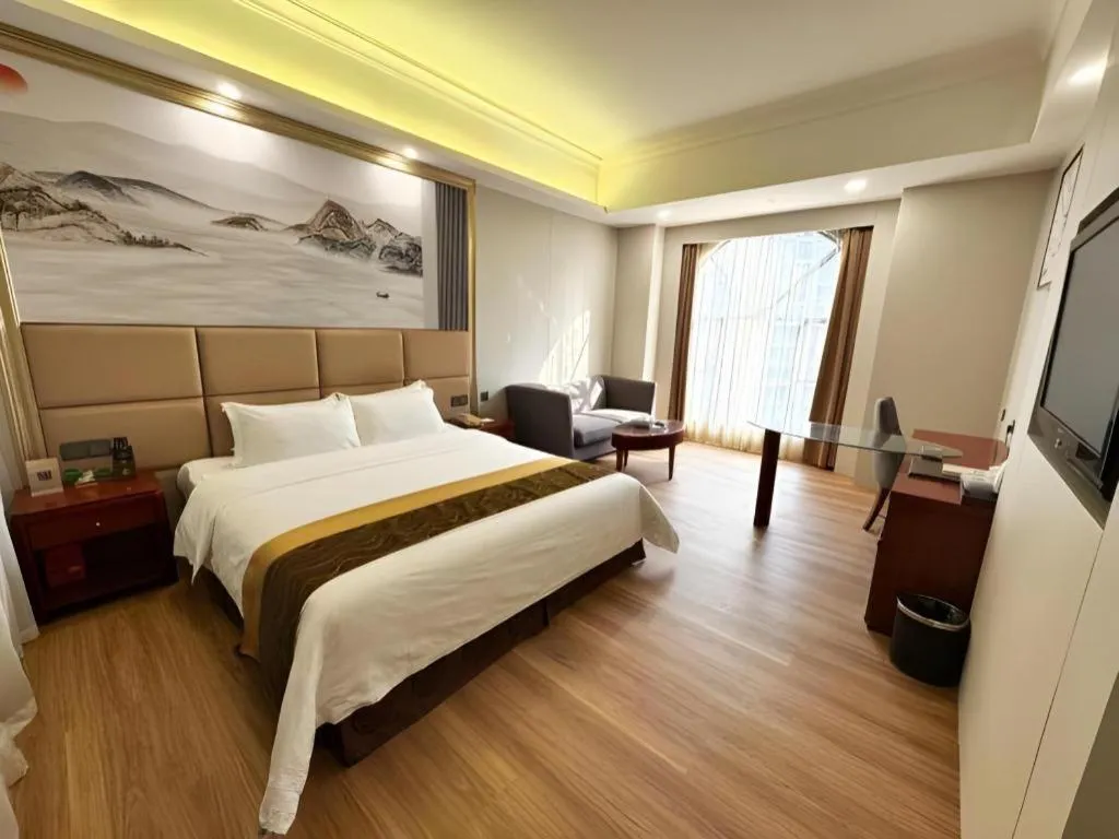 Bed in Shenzhen Bao Yue Hotel