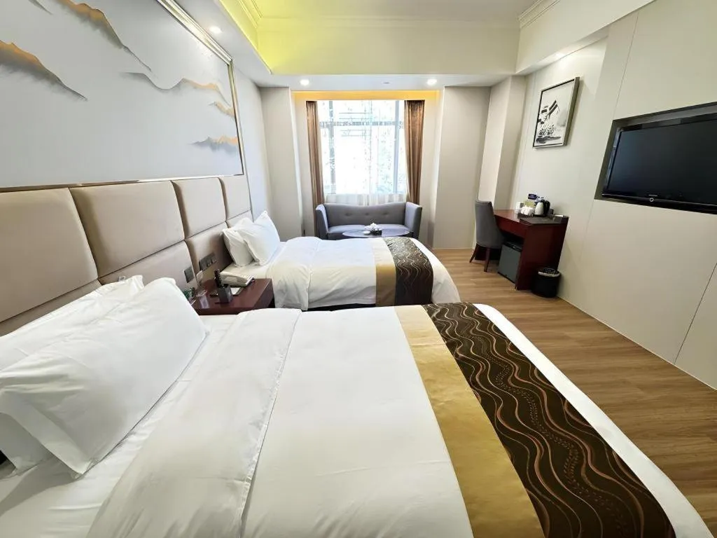 Bed in Shenzhen Bao Yue Hotel