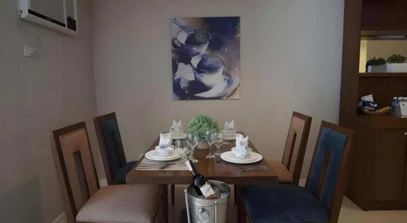 Queen Margarette Hotel