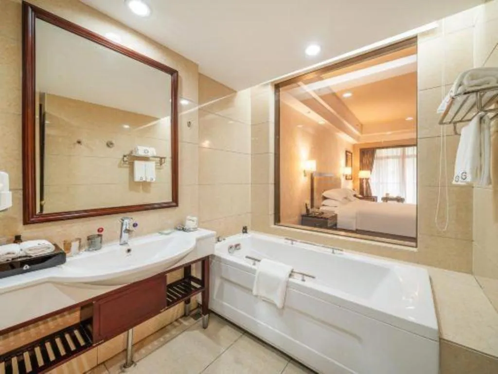 Country Garden Phoenix Hotel Yunfu