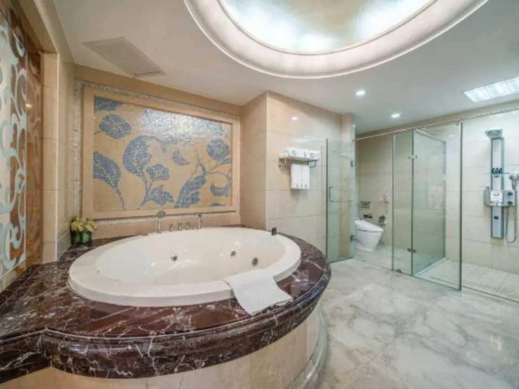 Country Garden Phoenix Hotel Yunfu