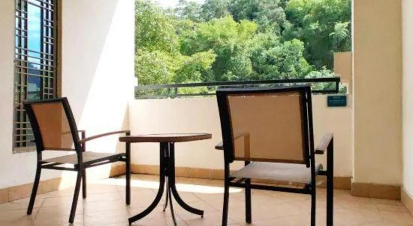 Country Garden Phoenix Hotel Yunfu