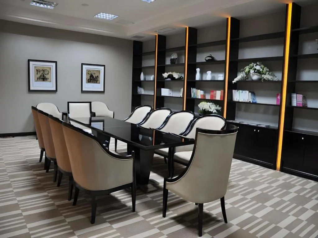 Country Garden Phoenix Hotel Yunfu