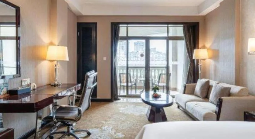 Country Garden Phoenix Hotel Yunfu