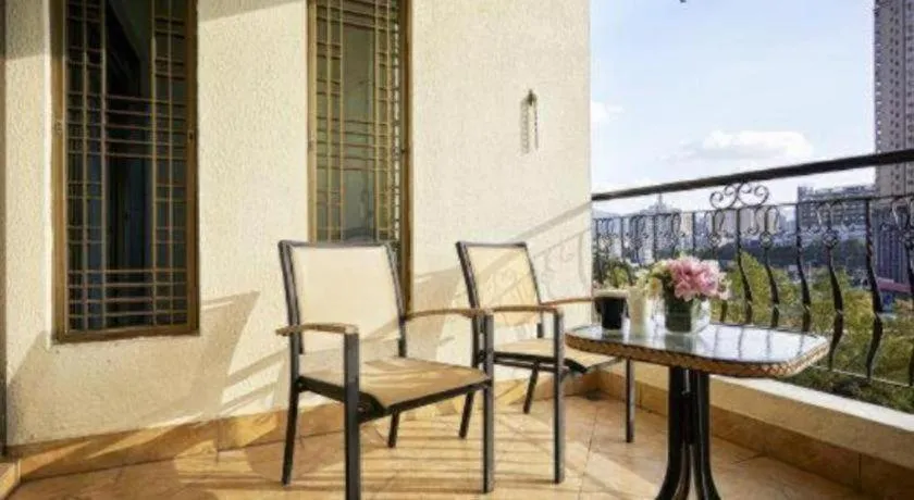 Country Garden Phoenix Hotel Yunfu