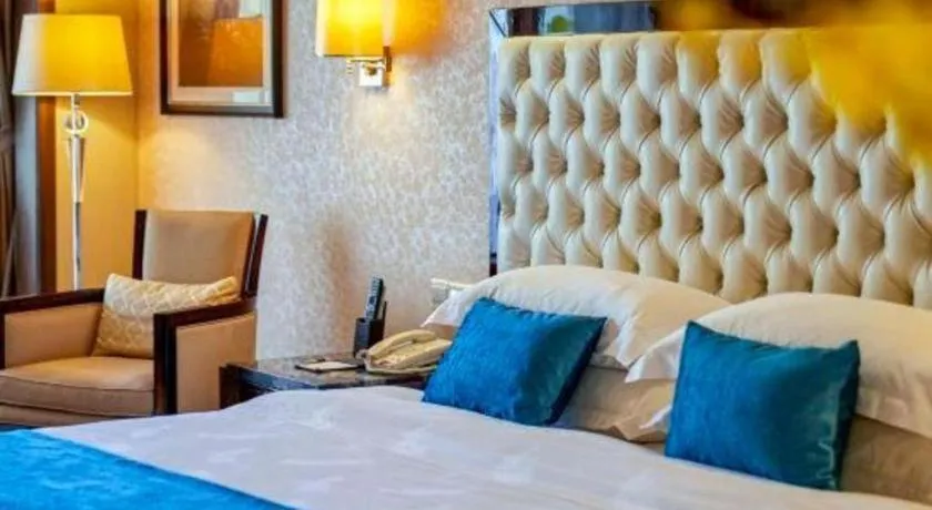 Bed in Country Garden Phoenix Hotel Yunfu