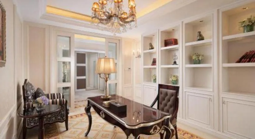 Country Garden Phoenix Hotel Yunfu