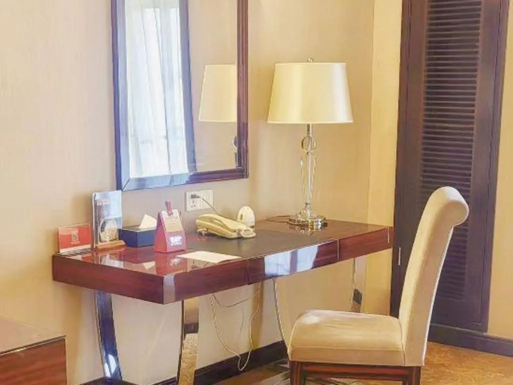 Country Garden Phoenix Hotel Yunfu