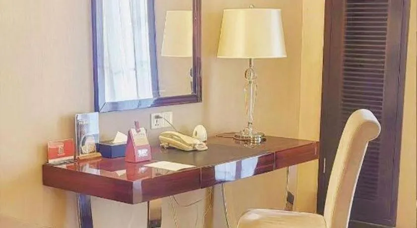 Country Garden Phoenix Hotel Yunfu