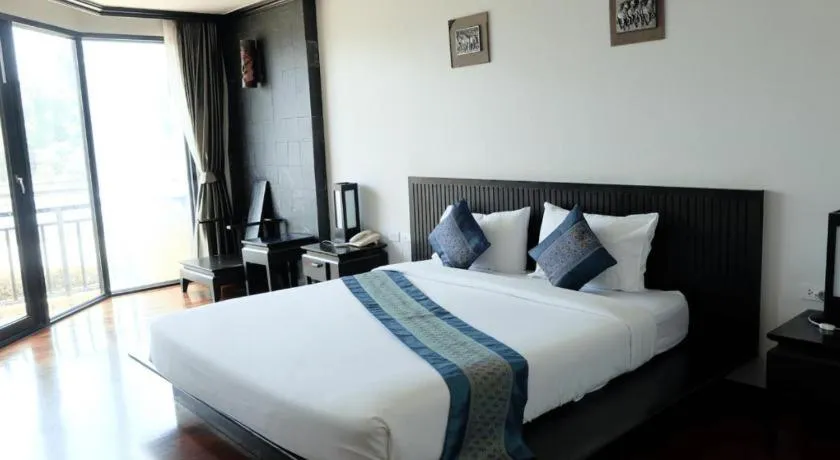 Bed in khaoyai lumtakong hotel