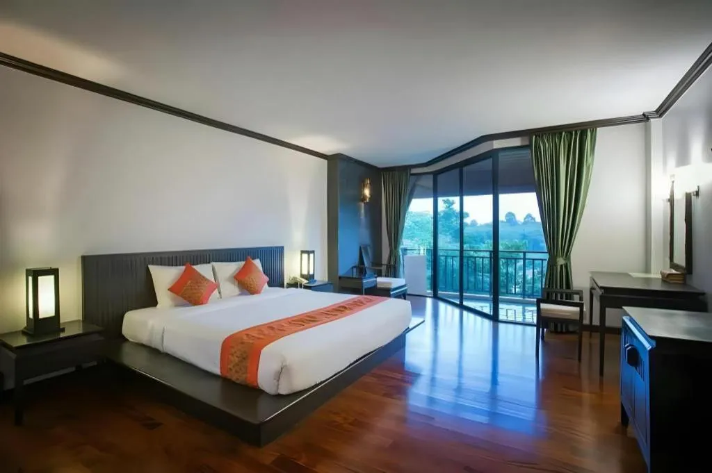 Bed in khaoyai lumtakong hotel