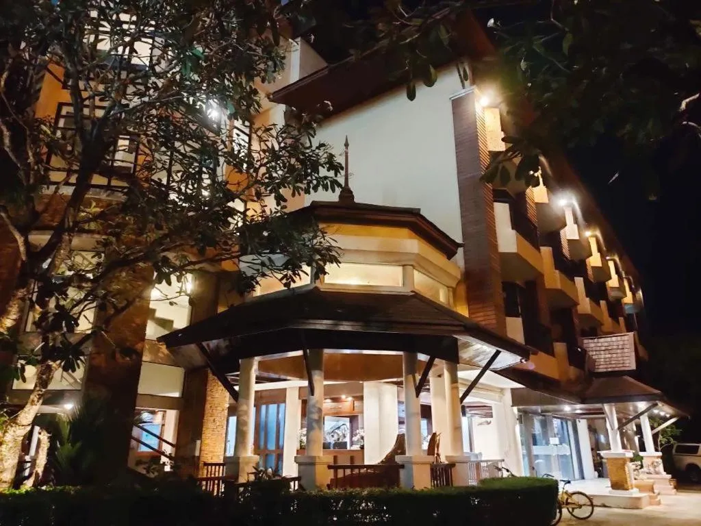 khaoyai lumtakong hotel