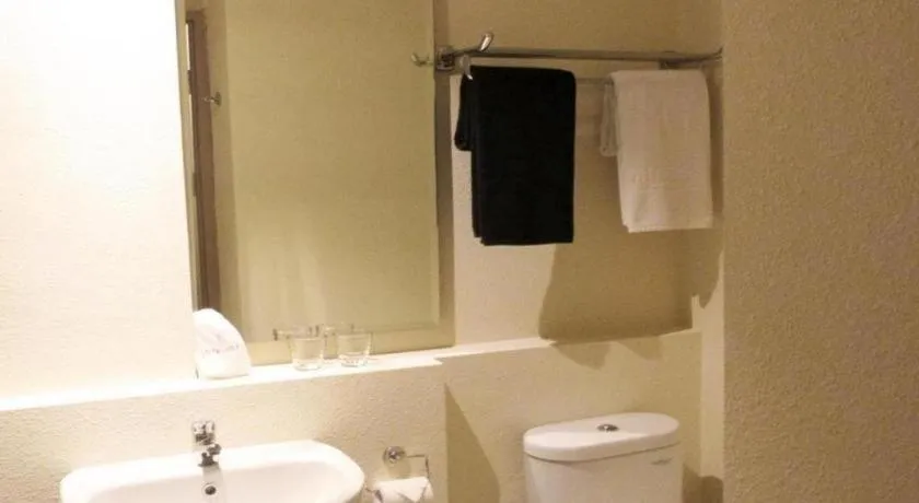 Nite and Day Batam Jodoh Square