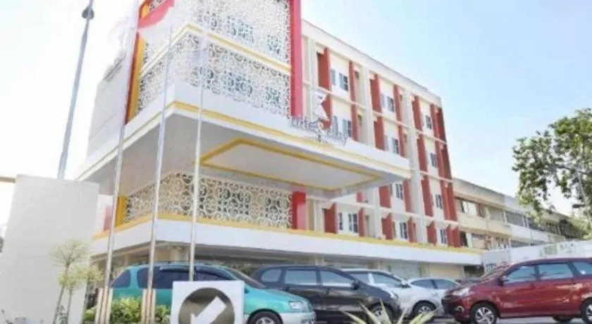 Nite and Day Batam Jodoh Square