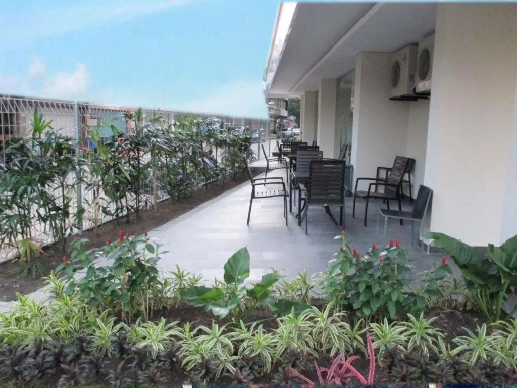 Nite and Day Batam Jodoh Square