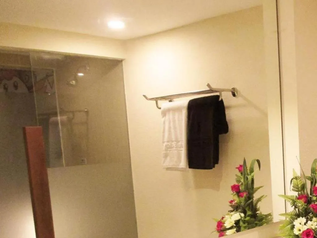 Nite and Day Batam Jodoh Square