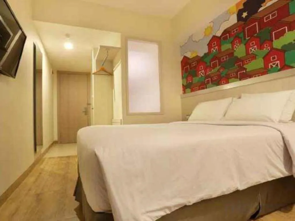 Bed in Nite and Day Batam Jodoh Square