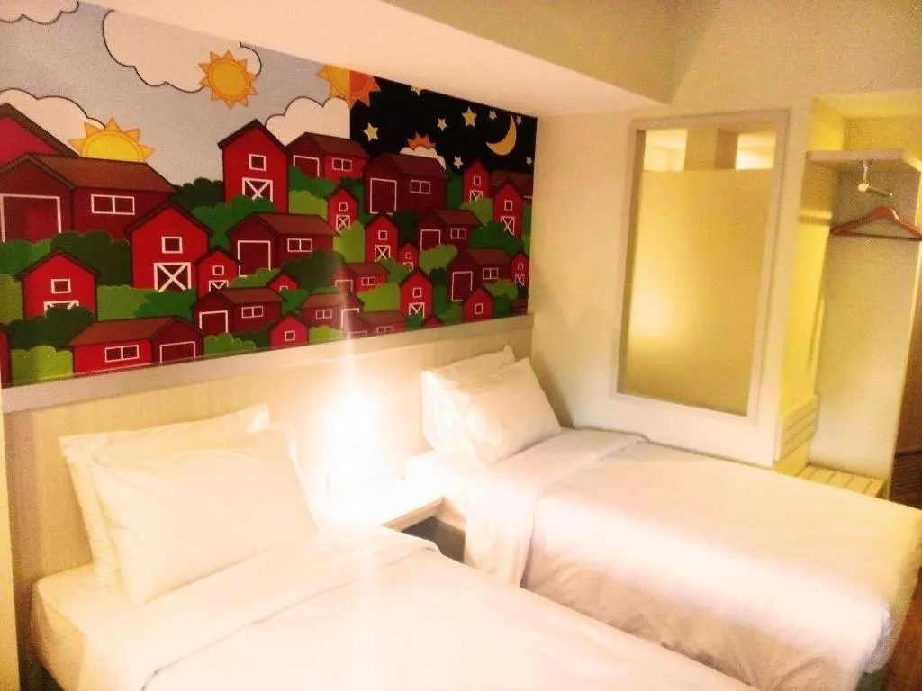 Bed in Nite and Day Batam Jodoh Square