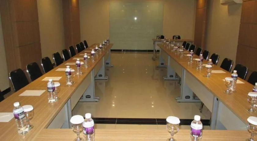 Nite and Day Batam Jodoh Square