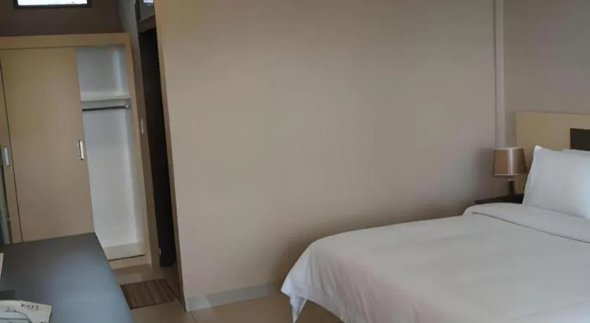 Bed in Samosir Cottages Resort