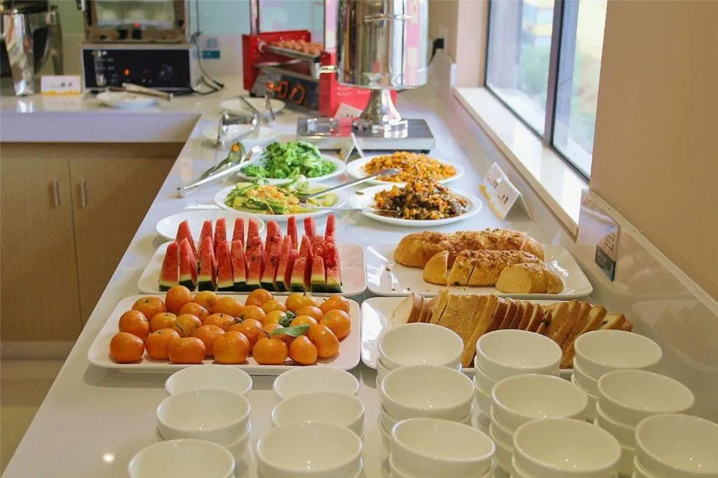 City Comfort Inn Zhaoqing Qixingyan Scenic Area Xinghu Archway