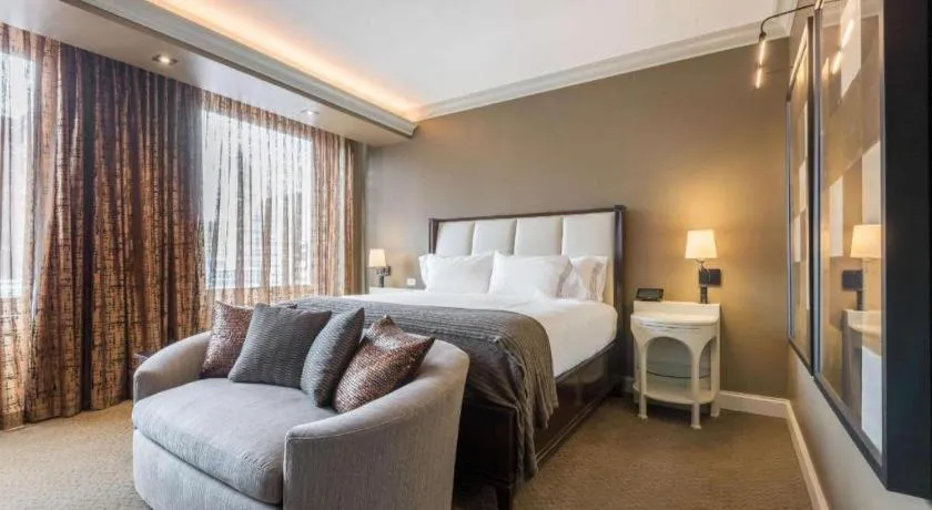 Bed in Curtiss Hotel, Ascend Hotel Collection