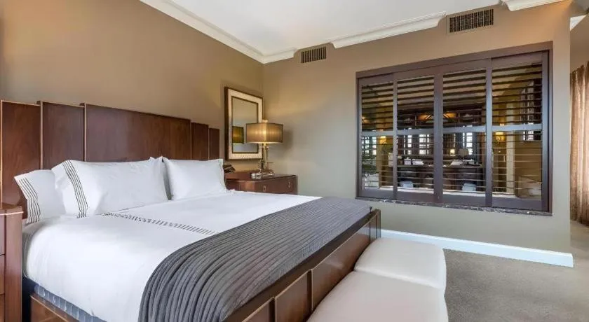 Bed in Curtiss Hotel, Ascend Hotel Collection