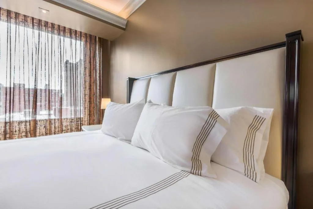 Bed in Curtiss Hotel, Ascend Hotel Collection