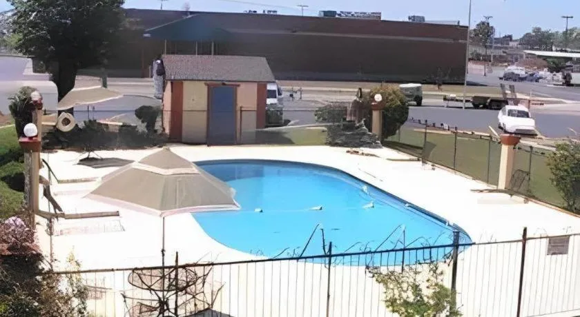 Days Inn by Wyndham Okmulgee