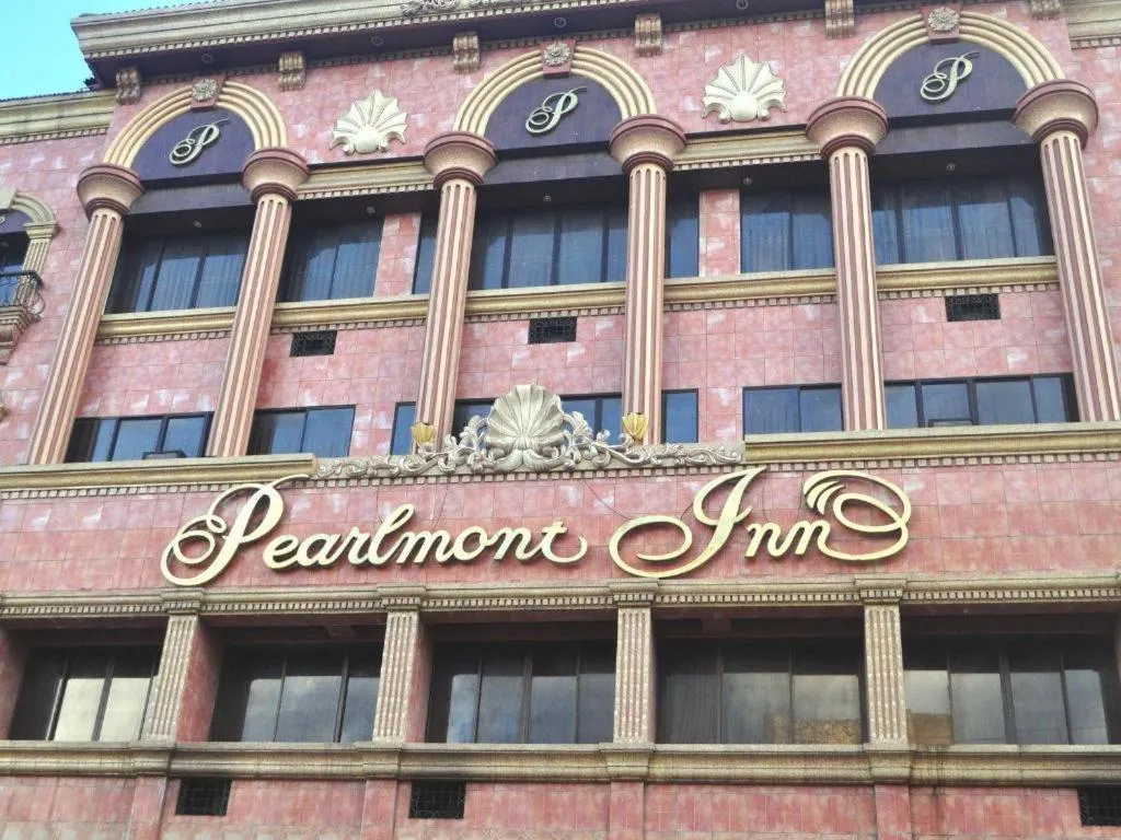 Pearlmont Hotel