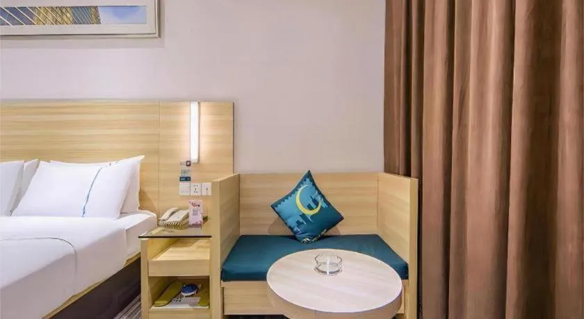 Bed in City Comfort Inn Huangshi City Huangshi Avenue