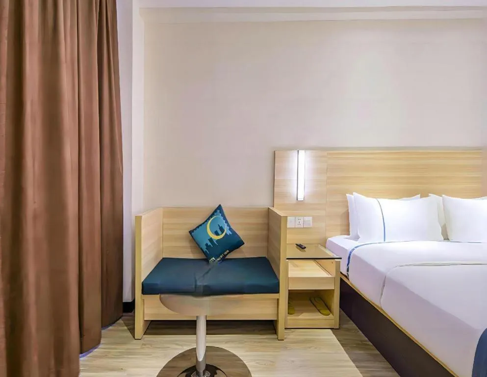 Bed in City Comfort Inn Huangshi City Huangshi Avenue