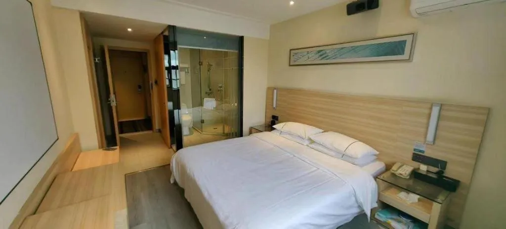 Bed in City Comfort Inn Huangshi City Huangshi Avenue