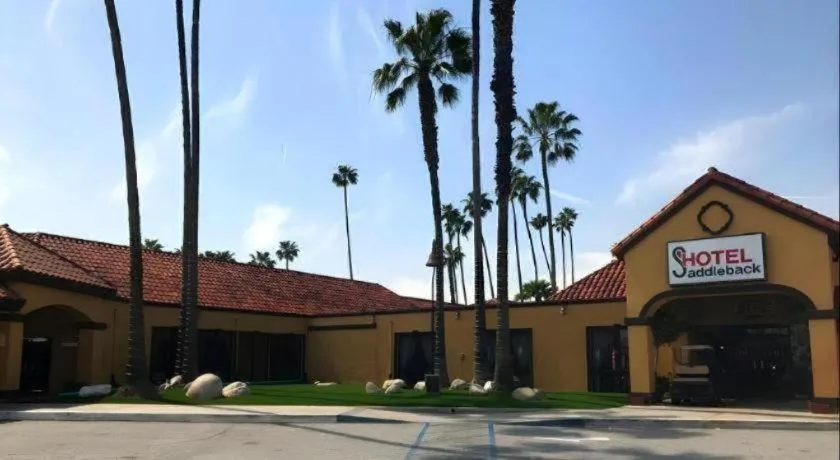Hotel Saddleback