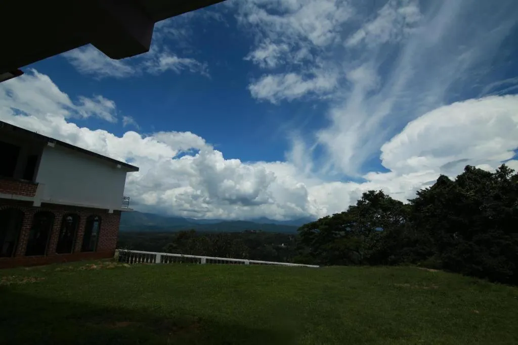 Mahaweli Regent Hotel