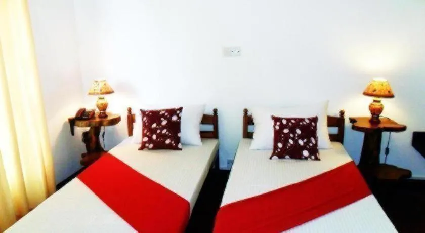 Bed in Mahaweli Regent Hotel